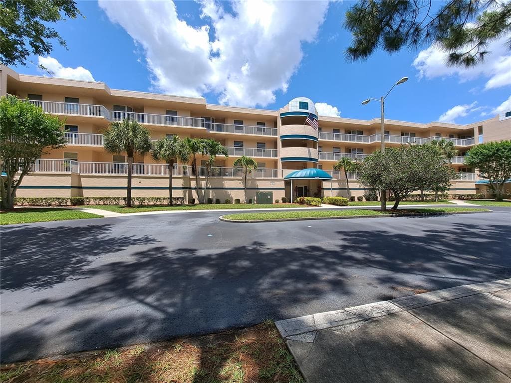 6205 SHORELINE DRIVE UNIT 1302