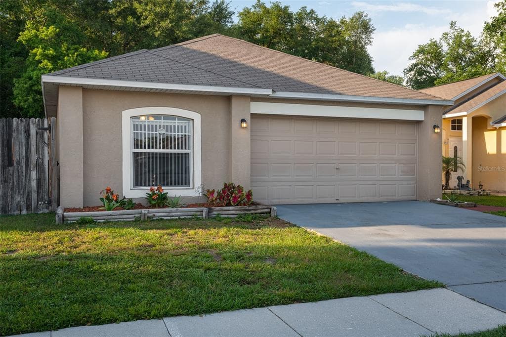 30530 DOUBLE DRIVE WESLEY CHAPEL, FL 33545