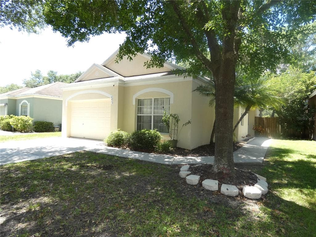 6015 KITERIDGE DRIVE LITHIA, FL 33547