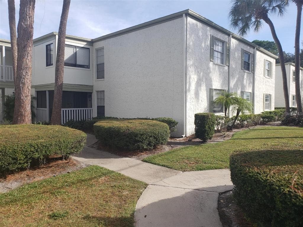 4611 W NORTH B STREET UNIT 133 TAMPA, FL 33609