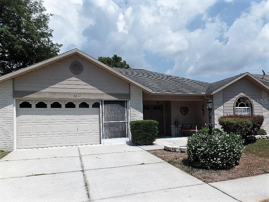 4632 SANDPOINTE DRIVE