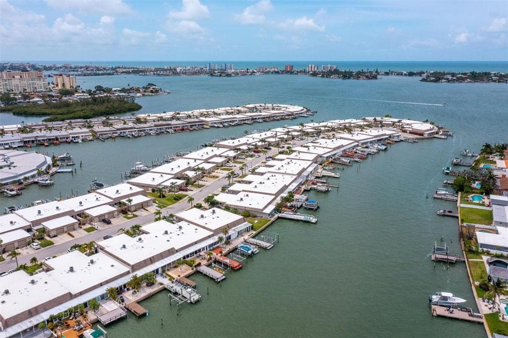 475 BOCA CIEGA POINT BLVD N UNIT 475