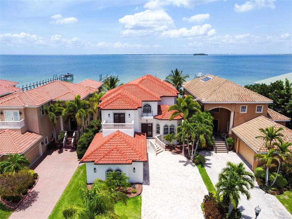 6418 BRIGHT BAY COURT APOLLO BEACH, FL 33572