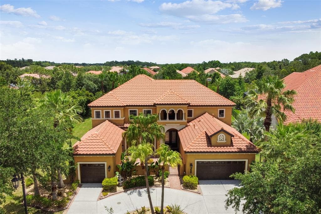 8406 DUNHAM STATION DRIVE TAMPA, FL 33647