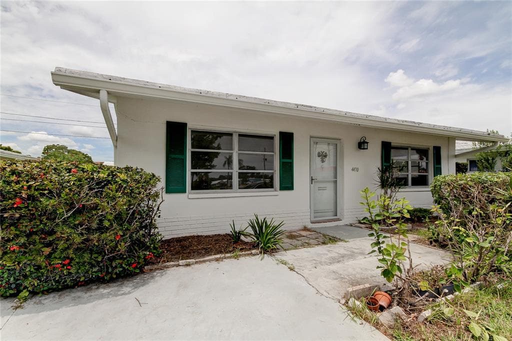 4470 MAINLANDS BOULEVARD W UNIT 4470 PINELLAS PARK, FL 33782
