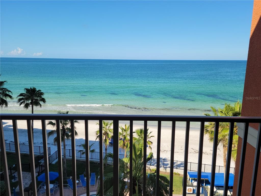 16500 GULF BOULEVARD UNIT 652 NORTH REDINGTON BEACH, FL 33708