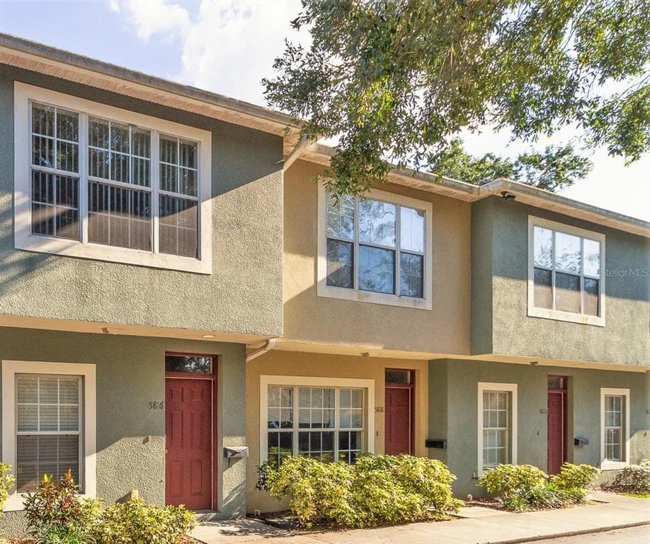 5816 NATURE TERRACE COVE TAMPA, FL 33617