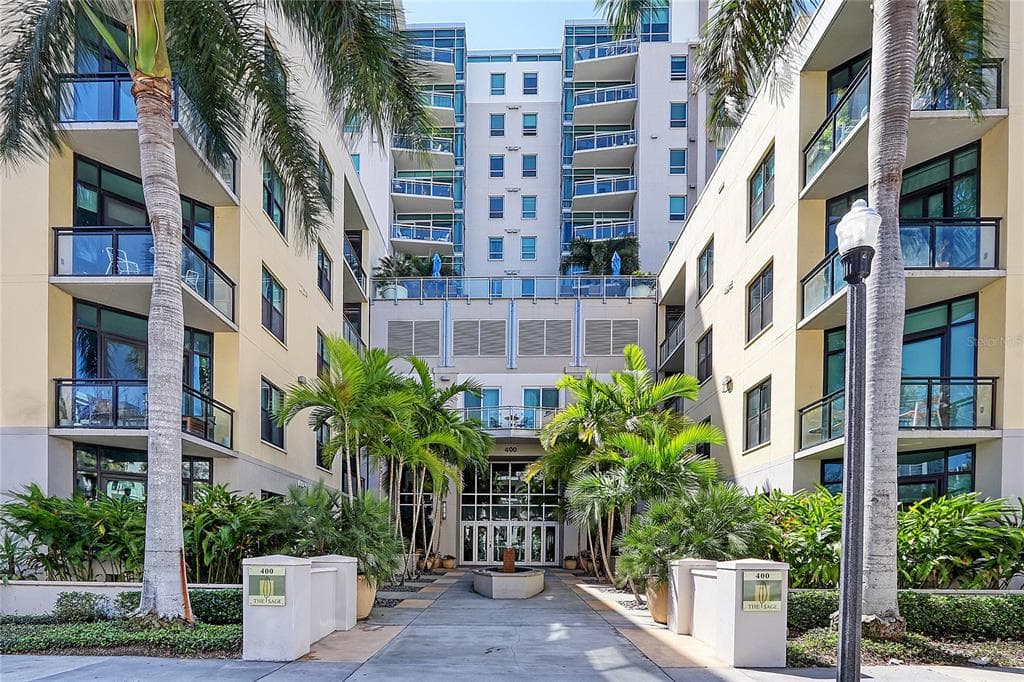 400 4TH AVENUE S UNIT 709