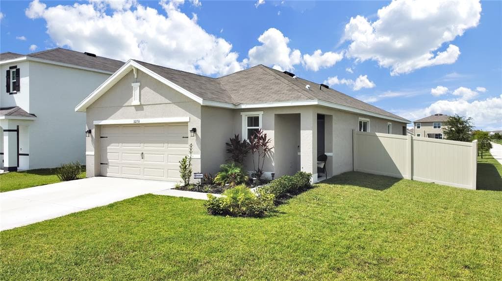 32711 DASHEL PALM LANE WESLEY CHAPEL, FL 33543