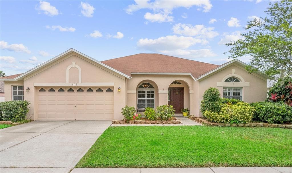 8906 ABERDEEN CREEK CIRCLE RIVERVIEW, FL 33569