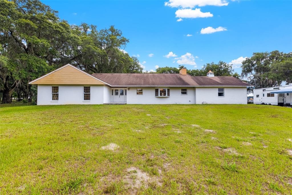 31748 OLD COUNTRY LANE