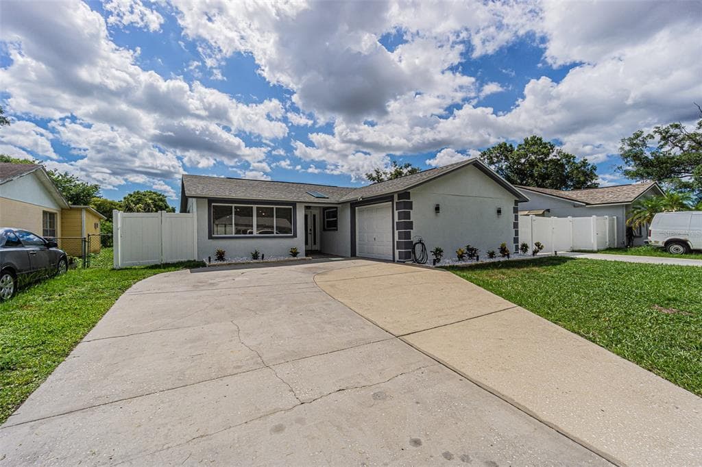9023 ARNDALE CIRCLE