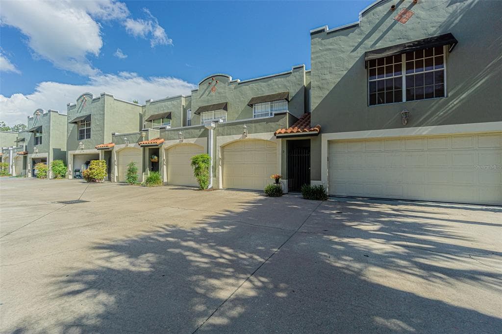 2916 W GANDY BOULEVARD UNIT D
