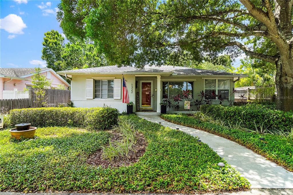 1322 48TH AVENUE N ST PETERSBURG, FL 33703