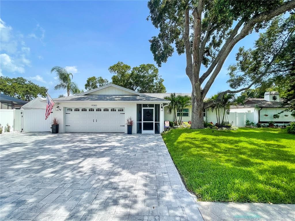 9580 130TH AVENUE LARGO, FL 33773