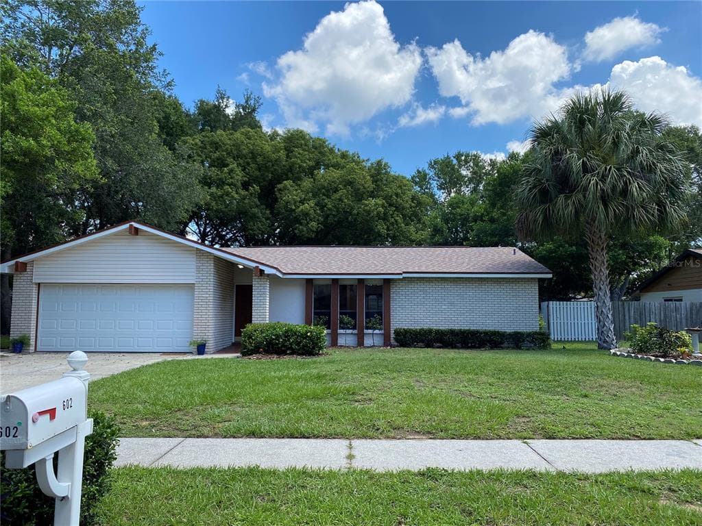 602 BRENTWOOD PLACE BRANDON, FL 33511
