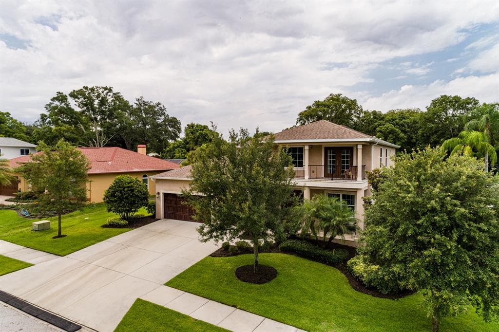 1947 DUNLOE CIRCLE
