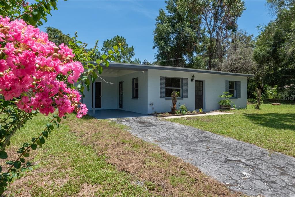 19811 SEATTLE ROAD SPRING HILL, FL 34610