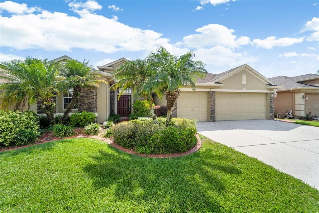 3637 MUNNINGS KNOLL