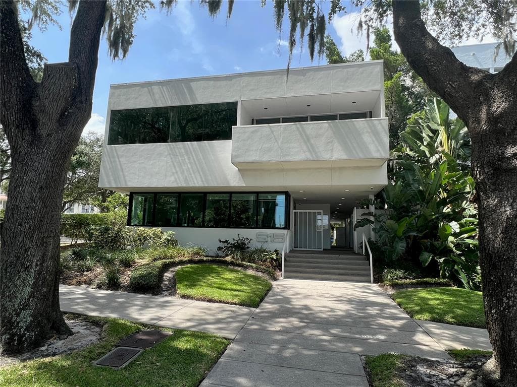 515 W BAY STREET UNIT 210