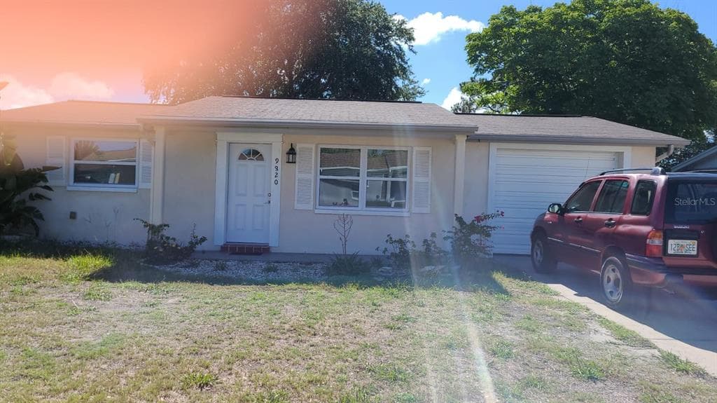 9820 GRAY FOX LANE PORT RICHEY, FL 34668