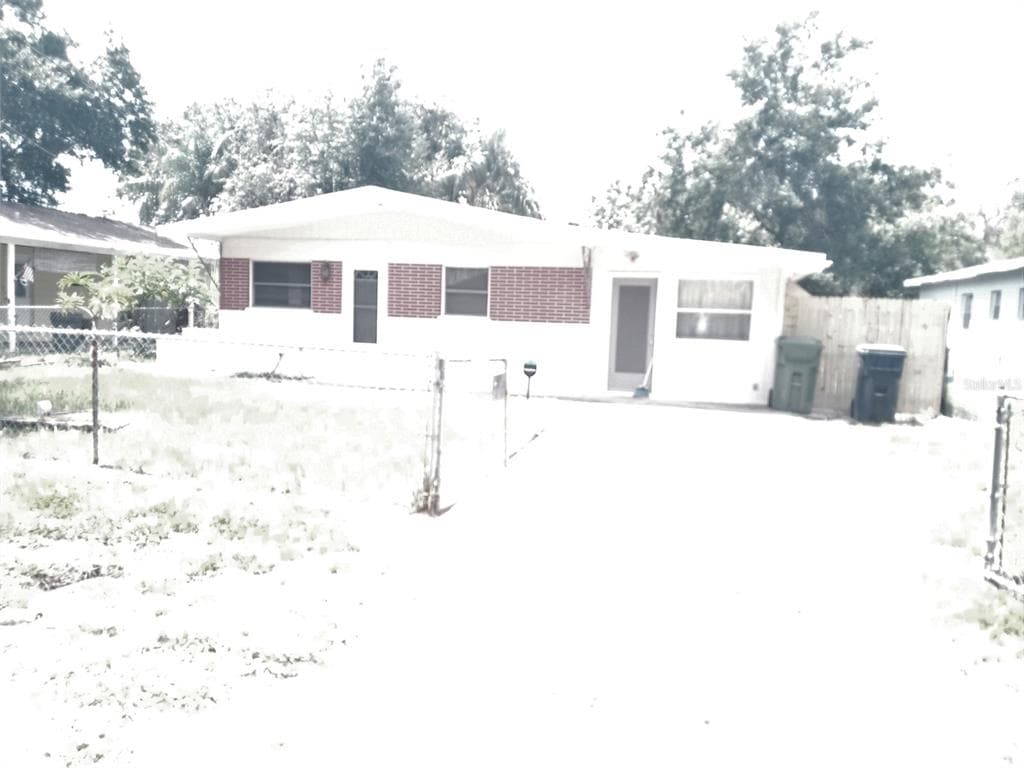 1711 E ANNIE STREET TAMPA, FL 33612