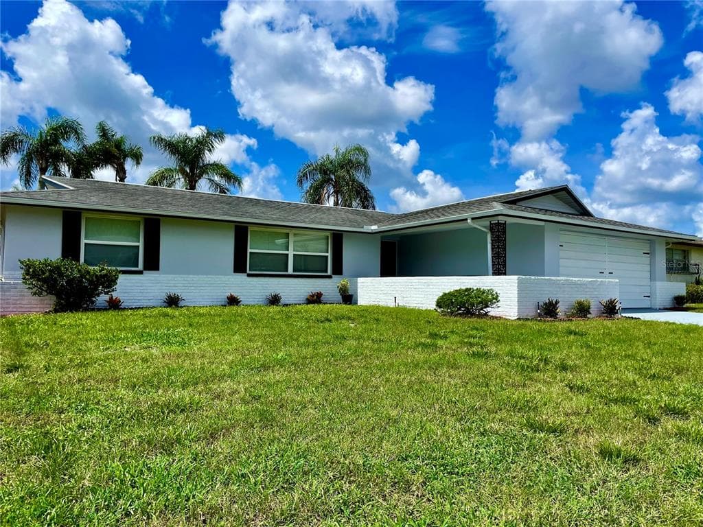 5944 TERN DRIVE NEW PORT RICHEY, FL 34652