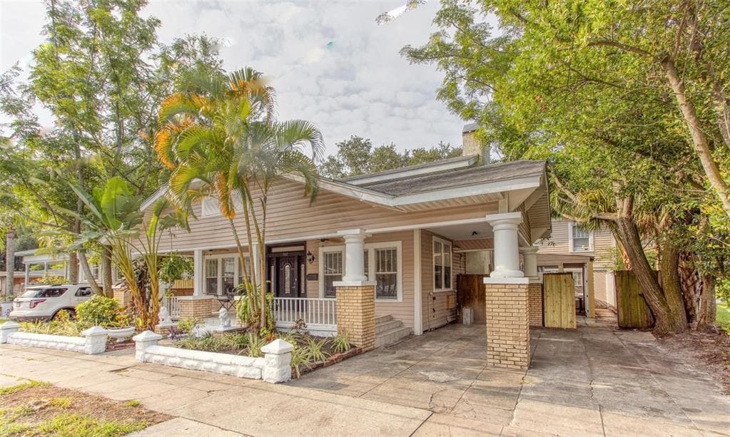 905 E 22ND AVENUE TAMPA, FL 33605