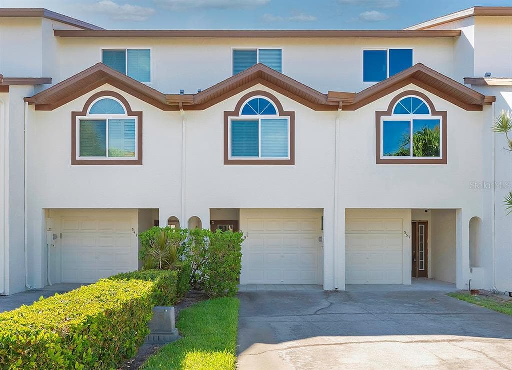 349 MADEIRA CIRCLE
