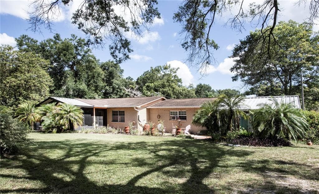 205 CANNING PLANT ROAD SEFFNER, FL 33584