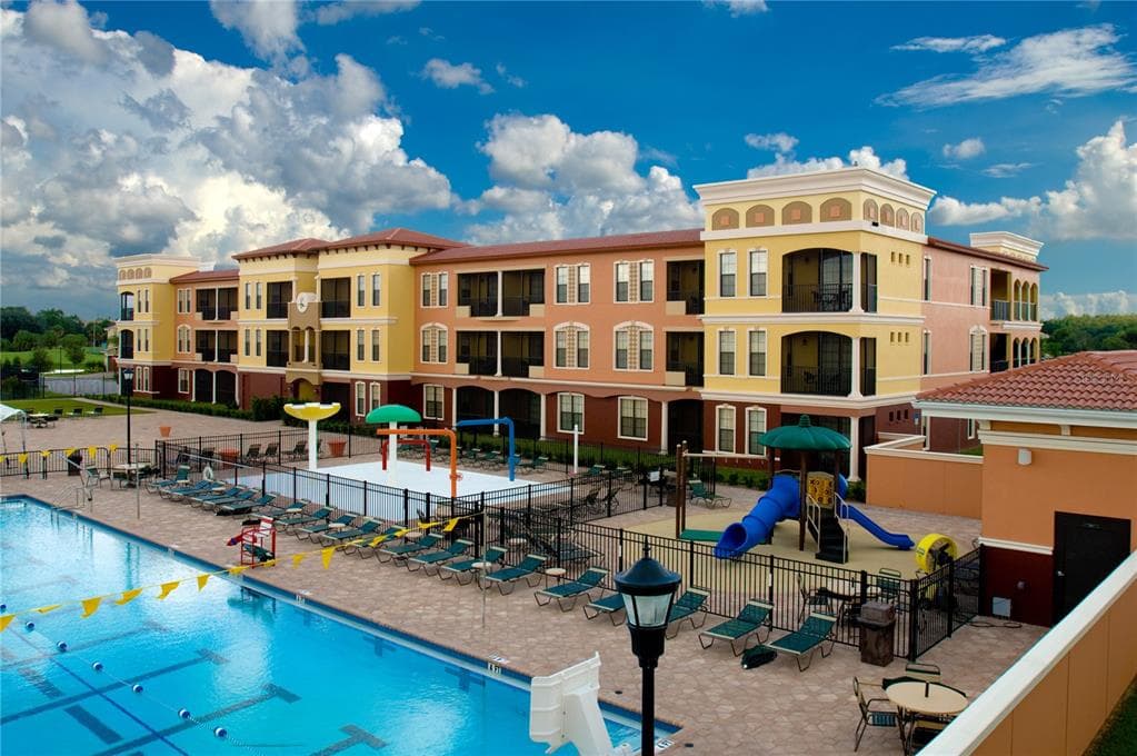 13941 CLUBHOUSE DRIVE UNIT 315 TAMPA, FL 33618
