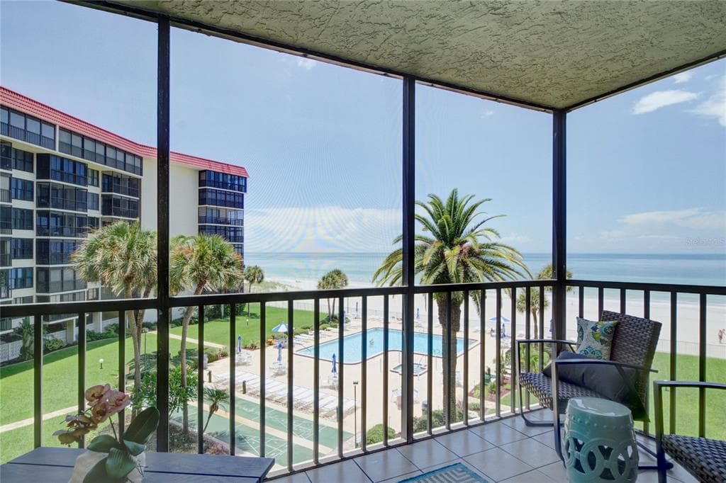 18304 GULF BOULEVARD UNIT 307