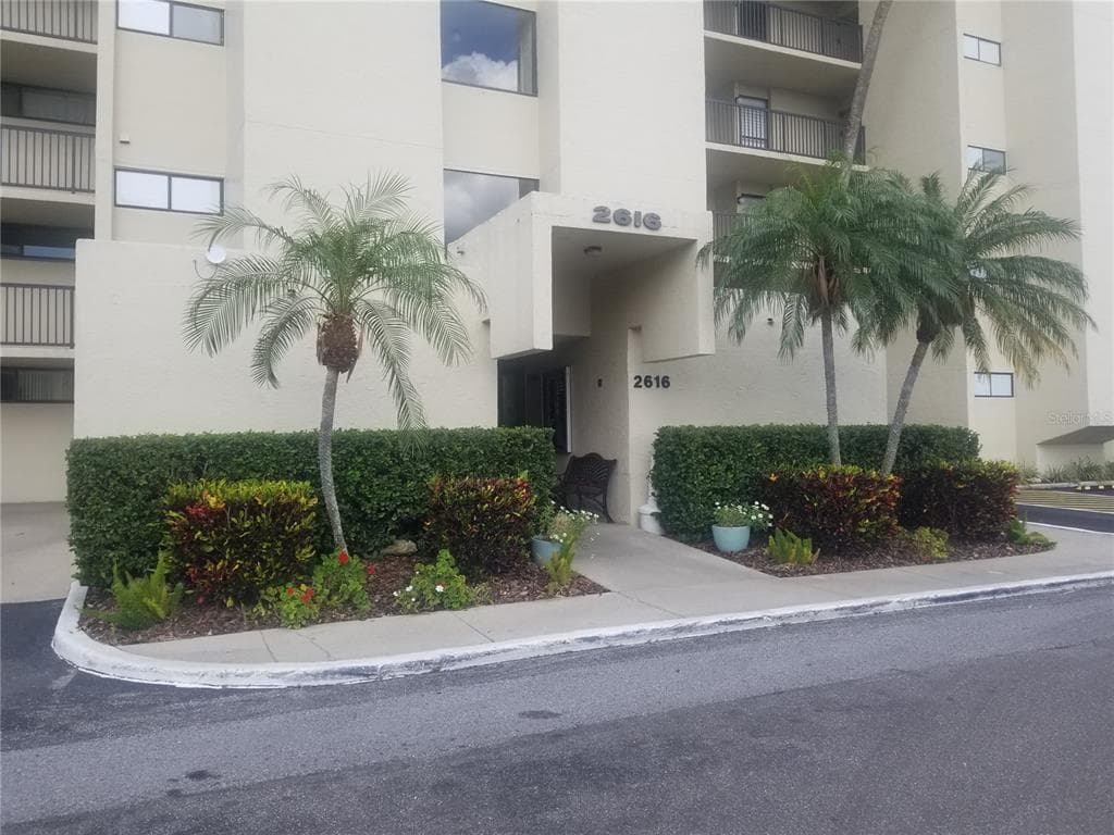 2616 COVE CAY DRIVE UNIT 704 CLEARWATER, FL 33760