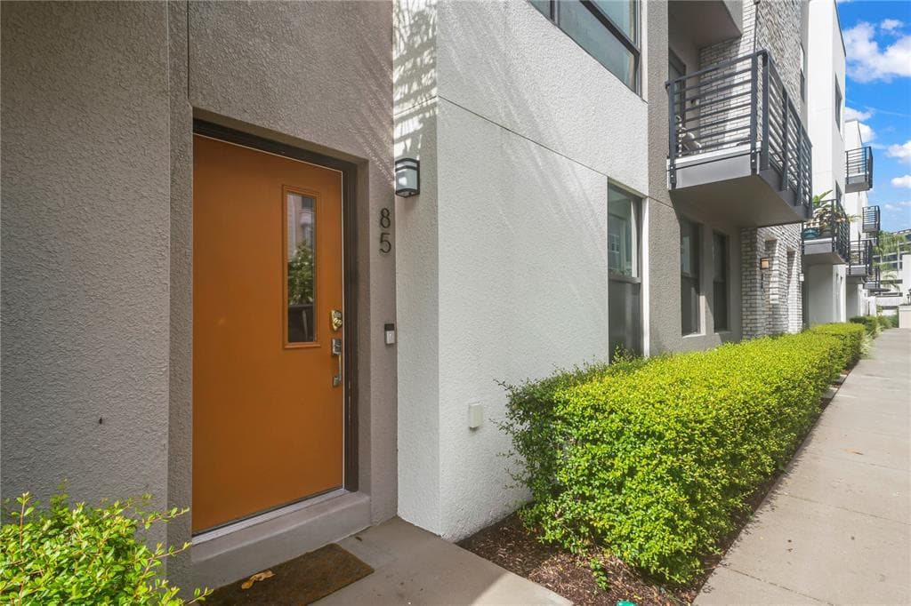 2511 N GRADY AVENUE UNIT 85 TAMPA, FL 33607