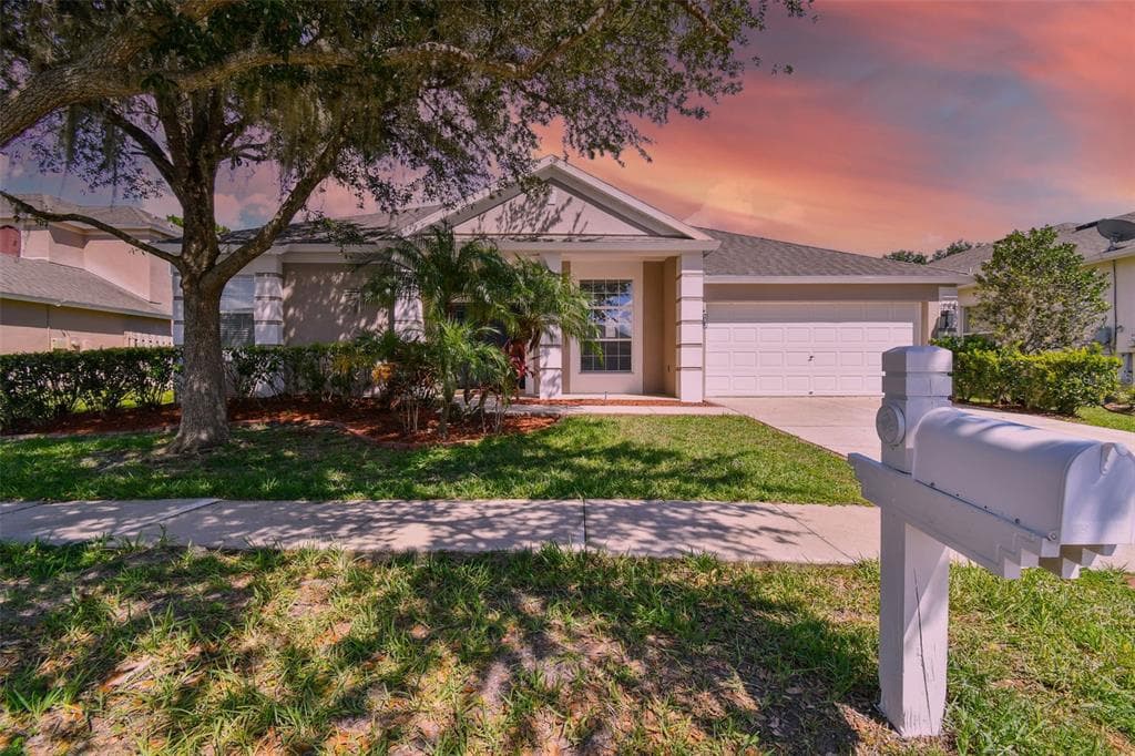 3442 JUNEBERRY DRIVE WESLEY CHAPEL, FL 33543