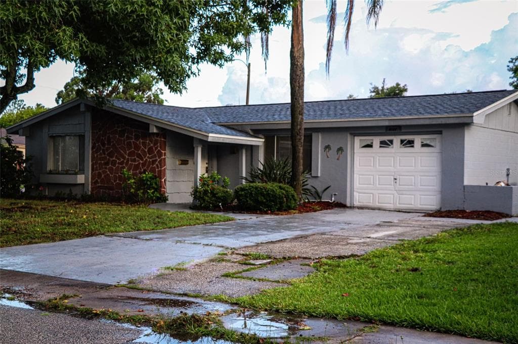 4144 STRATFIELD DRIVE NEW PORT RICHEY, FL 34652