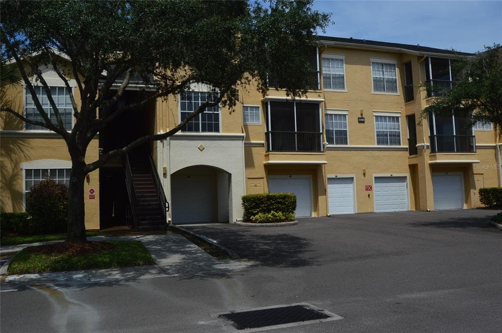 5125 PALM SPRINGS BOULEVARD UNIT 12202 TAMPA, FL 33647