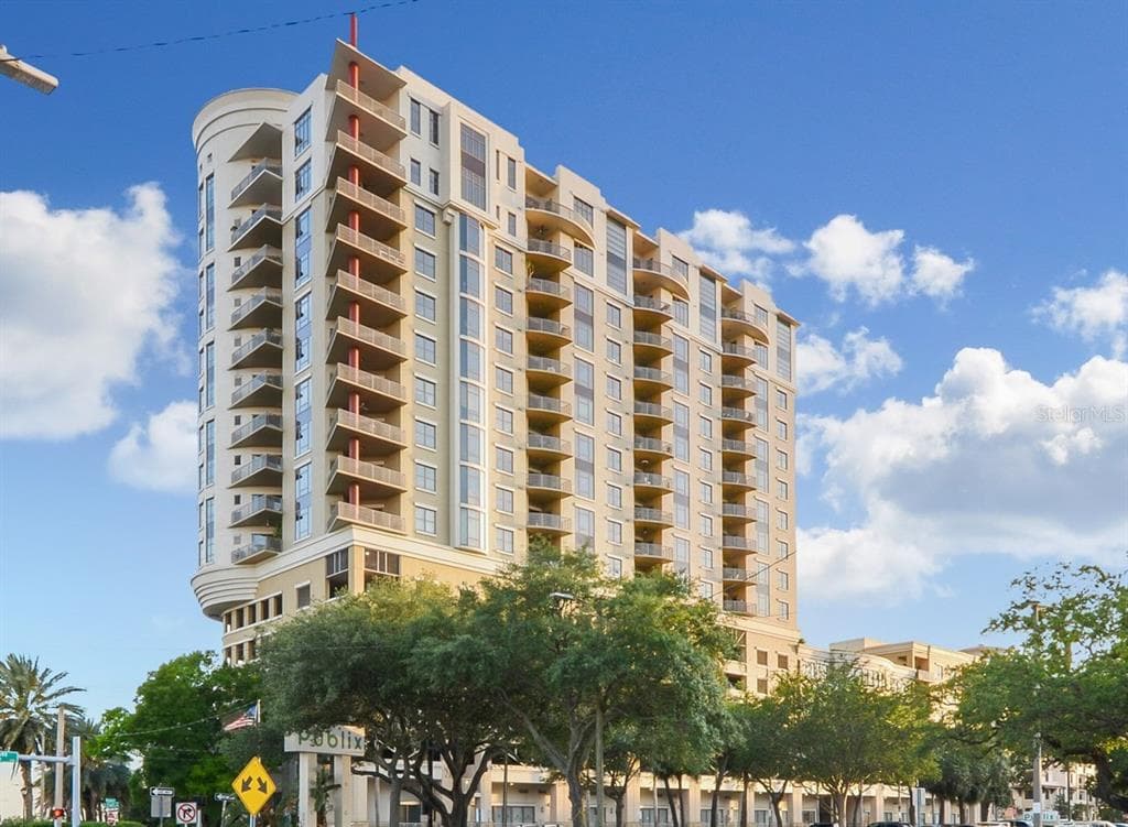275 BAYSHORE BOULEVARD UNIT 402 TAMPA, FL 33606