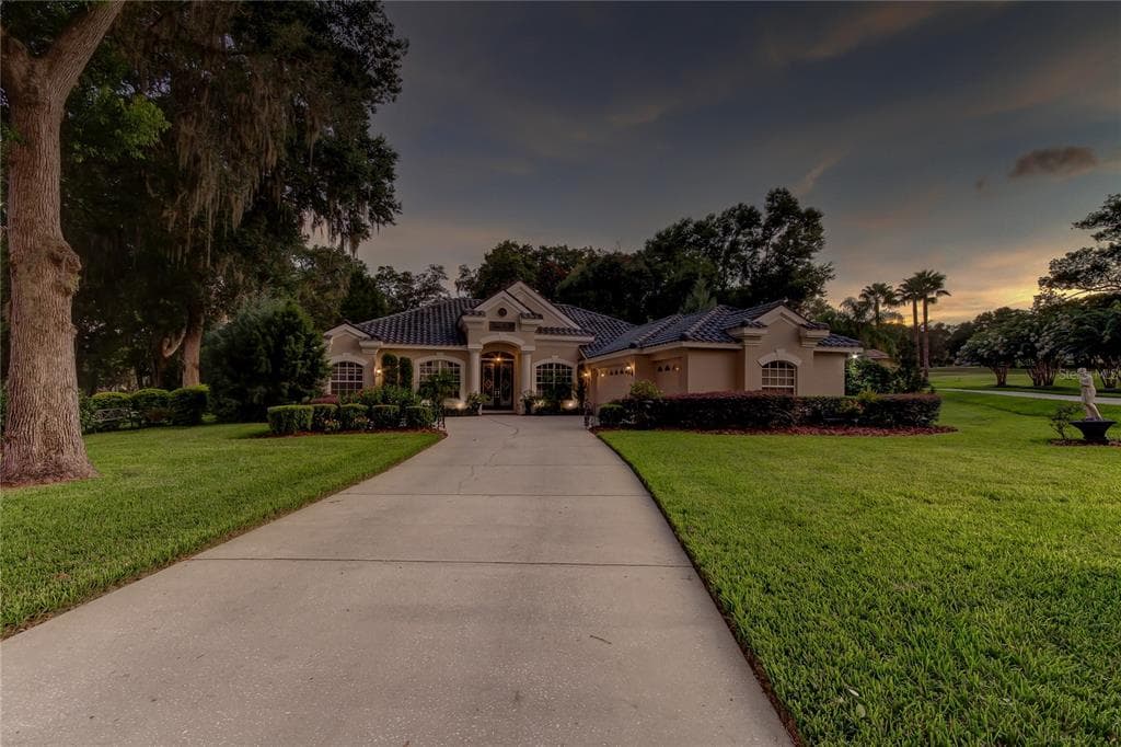 12632 OAK HOLLOW COURT