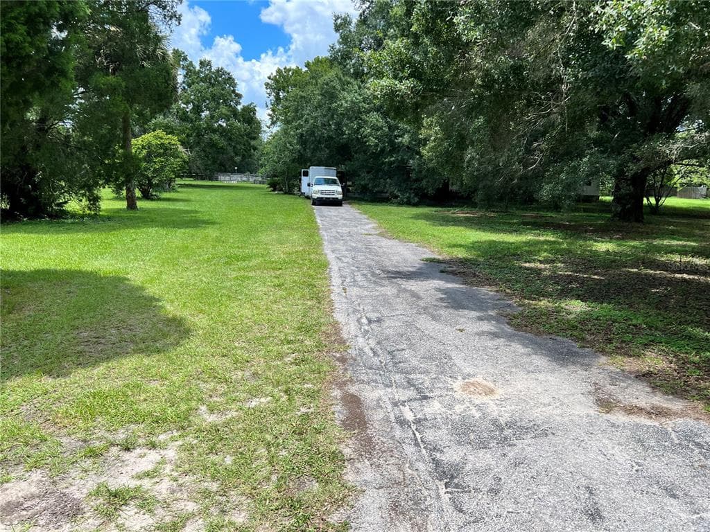 3633 APFEL ROAD WESLEY CHAPEL, FL 33543