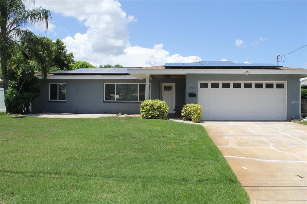 191 45TH AVENUE NE ST PETERSBURG, FL 33703