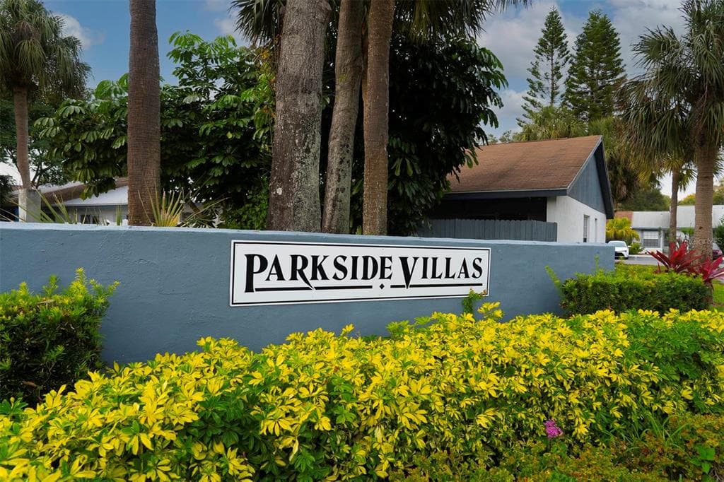 5422 PARKSIDE VILLAS DRIVE W ST PETERSBURG, FL 33709