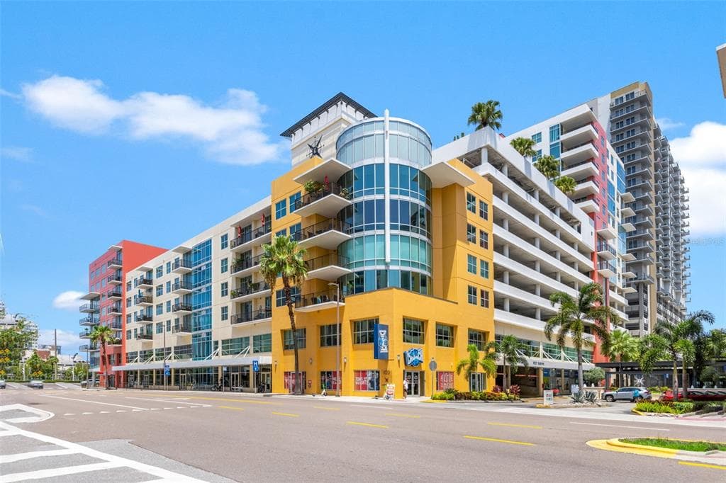 1120 E KENNEDY BOULEVARD UNIT 1026 TAMPA, FL 33602
