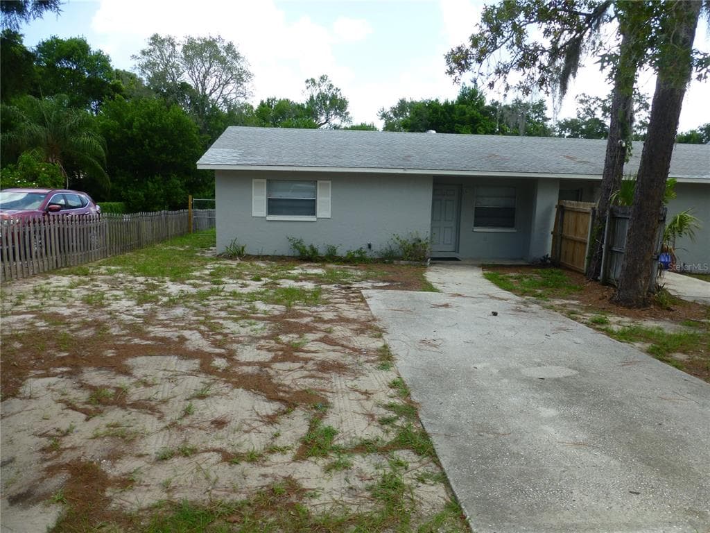 197 HIGHLAND ROAD TARPON SPRINGS, FL 34689