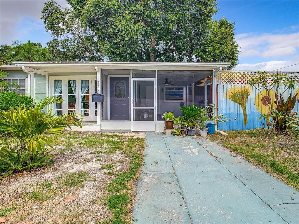 440 62ND STREET S ST PETERSBURG, FL 33707