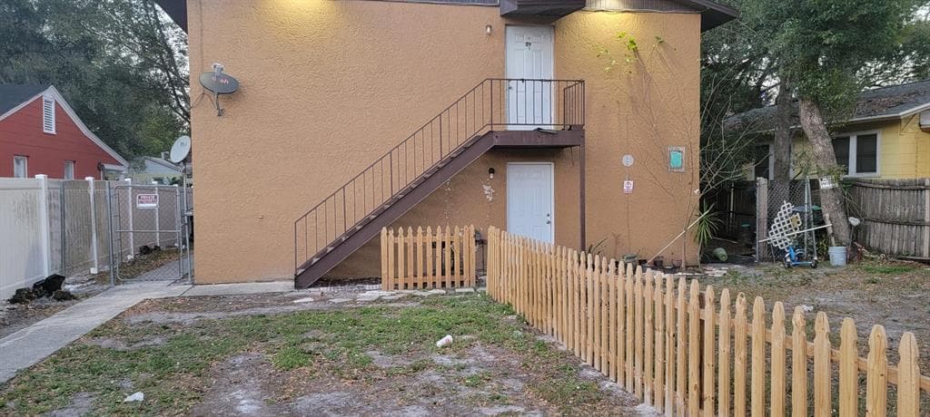 1419 E MOHAWK AVENUE UNIT D TAMPA, FL 33604