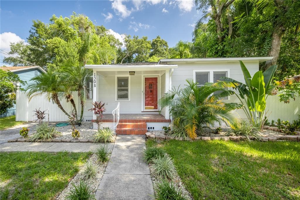 1308 E FLORA STREET TAMPA, FL 33604