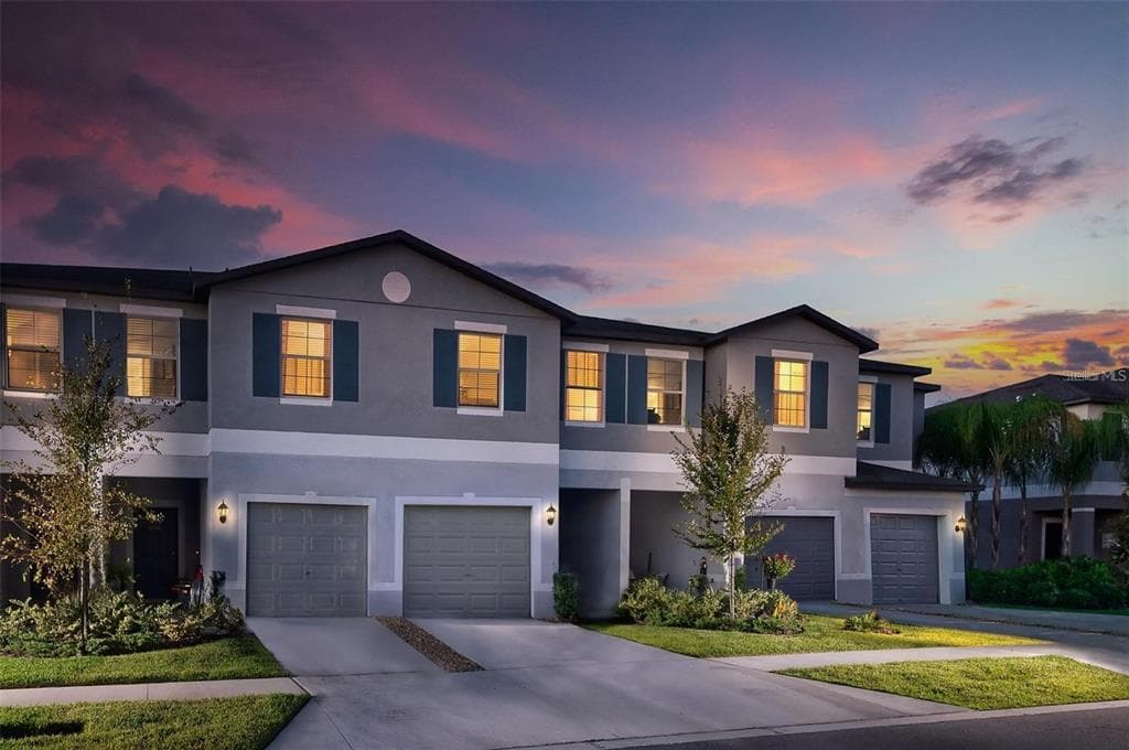 3545 BELLMEADE COURT WESLEY CHAPEL, FL 33543
