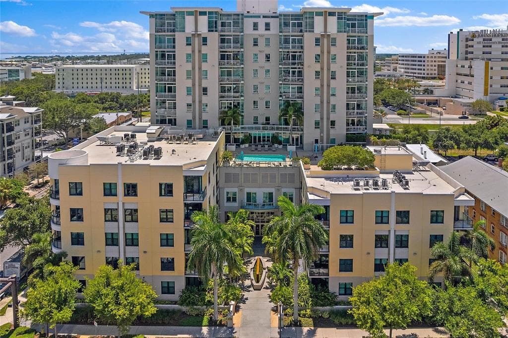 400 4TH AVENUE S UNIT 1206