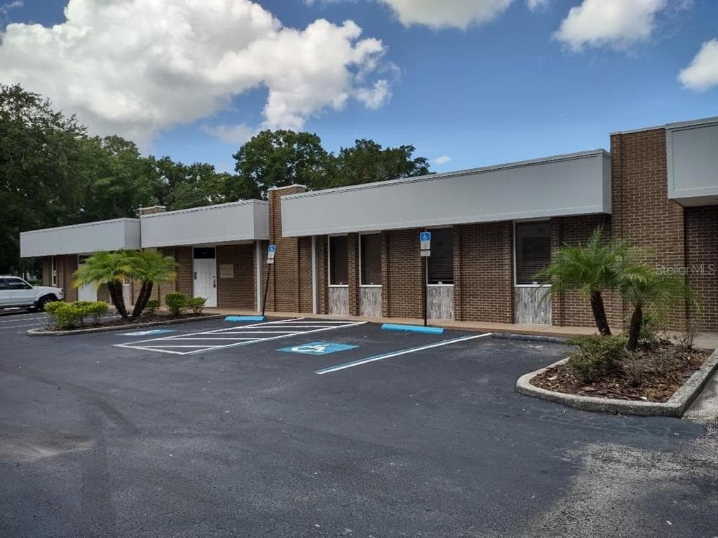 2506 W VIRGINIA AVENUE UNIT D TAMPA, FL 33607